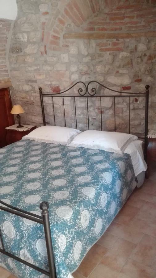 Вилла Agriturismo Cerquaglia Тоди Экстерьер фото